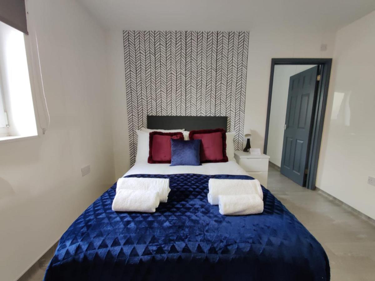 Double Ensuite Rooms 스완지 외부 사진