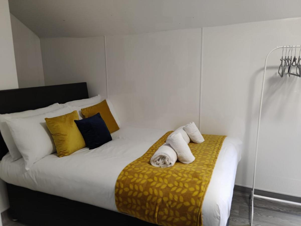 Double Ensuite Rooms 스완지 외부 사진