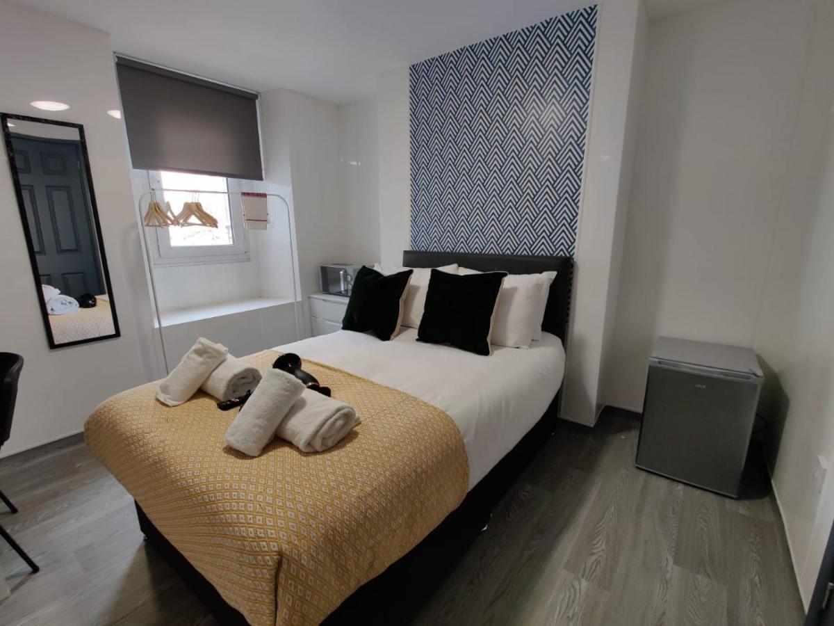 Double Ensuite Rooms 스완지 외부 사진